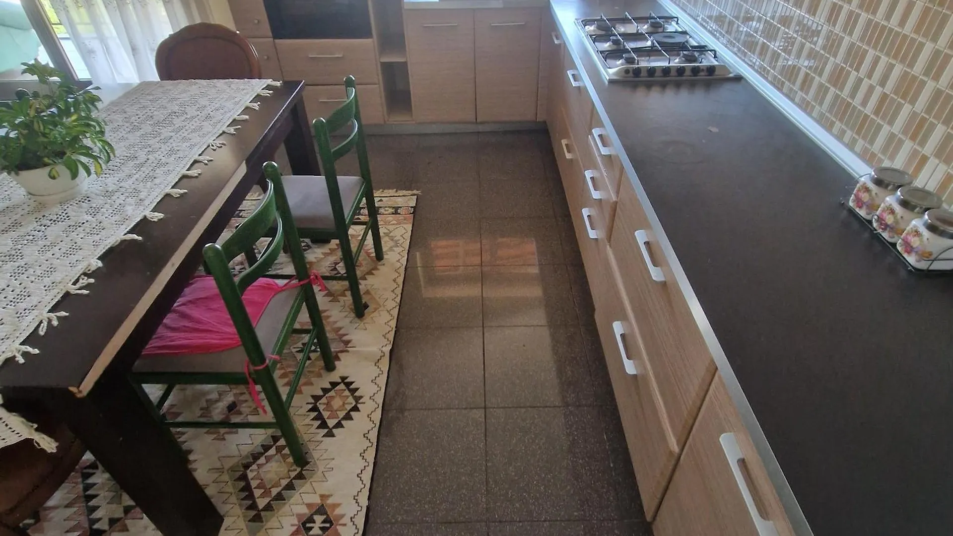 Garden Apartment 地拉那 0*,  阿尔巴尼亚